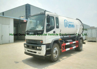 China ISUZU Septic Vacuum Trucks / Sewer Suction Truck Euro 5 Engine 205HP supplier