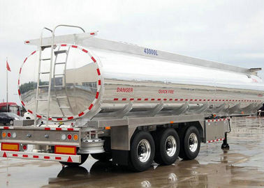China Liquid Flammable Petroleum Road Transport  44000 Liters 3 Axles Aluminum Fuel Tanker supplier