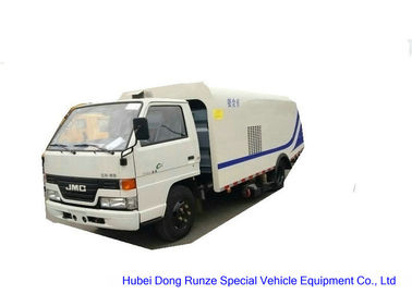 China JMC 4X2 Vacuum Road Sweeper Truck , Street Cleaner Truck With High Pressure Water supplier