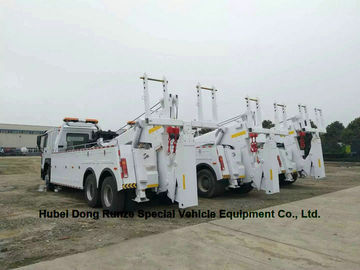 HOWO 50 Ton Heavy Duty Rotator Wreckers Tow Truck With 360 Degree Rotation supplier